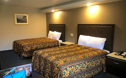 La Mirage Inn LAX Airport