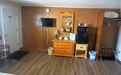 Northern Peaks Motor Inn