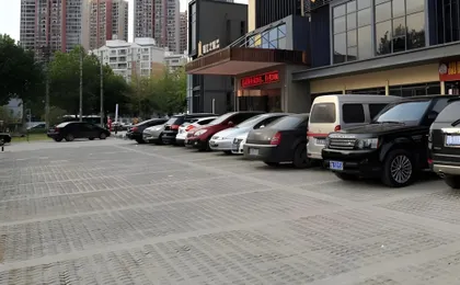 Jinjiang Inn Select Wuhan International Expo Centre