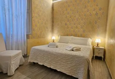 San Lorenzo Apartments