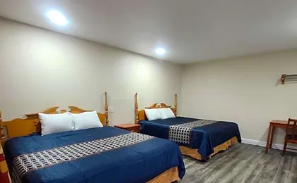 Majestic Inn & Suites