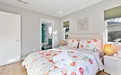 Marbella Lane - SJ Designer Home 3BR Ldry P