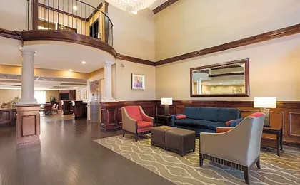 Comfort Suites Near University