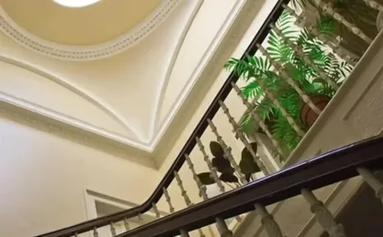 Hanover House Hotel
