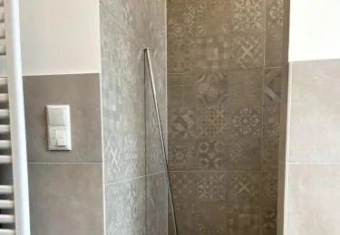 Wunderschöne sanierte Wohnung vor den Toren Kölns