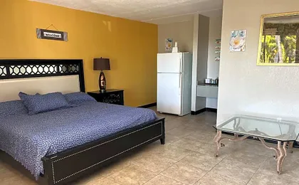 Budget Inn