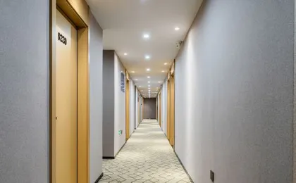 Xingkai Hotel