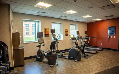 Hampton Inn & Suites Erie/Bayfront