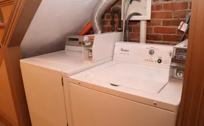 Stylish Downtown Studio in the South End, C. Ave #1