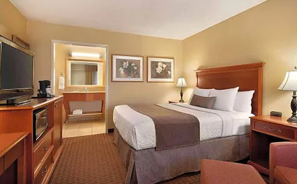Days Inn by Wyndham Culpeper