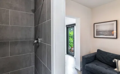 Palm Paradise Retreat Sleeps 4