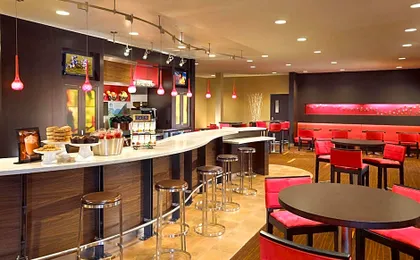 Courtyard by Marriott Anaheim Resort/Convention Center