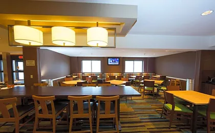 Fairfield Inn & Suites by Marriott Burlington