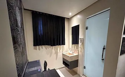 Só Love Motel