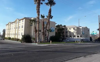 Bayshore Inn