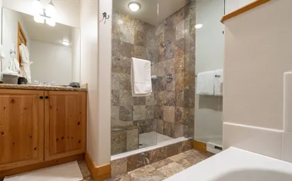 Bear Creek Lodge 201 3 Bedroom Condo