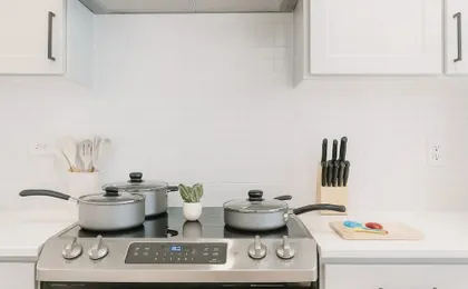 Stunning 1BR Getaway w/ Gym, Washer/dryer + Pool