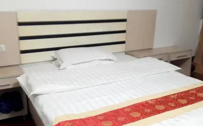 Minghuang Hotel