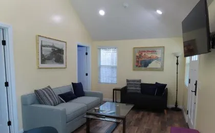 Hill Street Cottage
