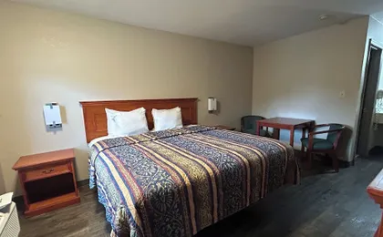 Lodge Inn Extended Stay