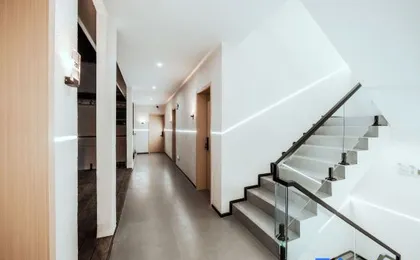 Dali Cangwu Time Smart Homestay (Gucheng Branch)
