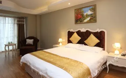 Liangjiang Yihao Hotel