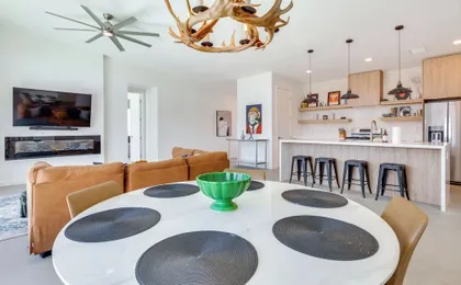 Hot Tub & Views! Contemporary Yucca Valley Retreat