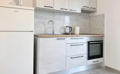 Evergreen & Pinky Apartments close to the Beach