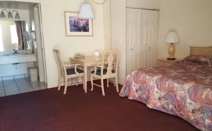 Sway Hotel Lake Havasu