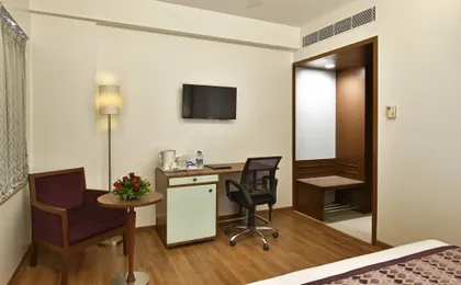 Hotel Leafio Marigold Marol