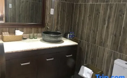 Zhangshe Courtyard Hotel