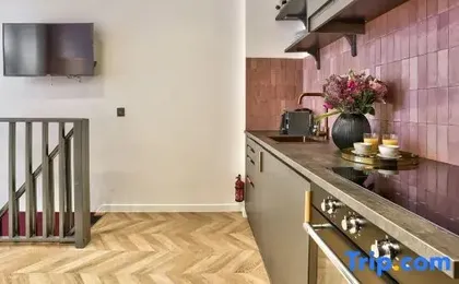 NEW! Eiffel Tour Splendid 2BR apt in Paris