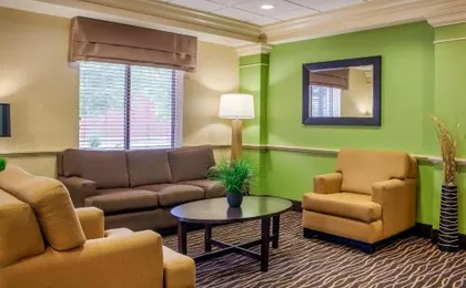 Sleep Inn & Suites Milwaukee Airport