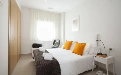 SingularStays Mar44