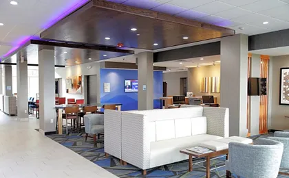 Holiday Inn Express & Suites Alabaster By IHG