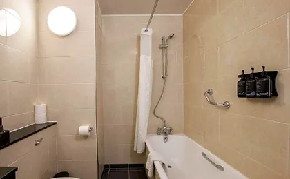 Bedford Hotel