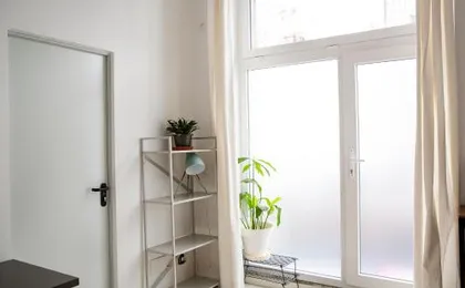 MEZZANINE YELLOW