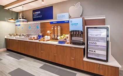 Holiday Inn Express And Suites Junction By IHG
