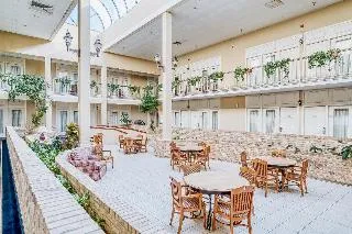 Clarion Inn & Suites and Conference Center