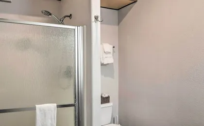 Waterfront Vacation Rental in Ocean Shores