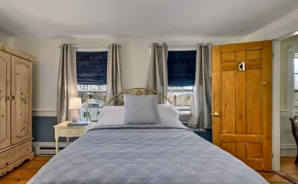 Youngtown Inn