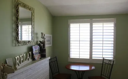 Shoreline Suites & Cabana Cottages – Beachfront