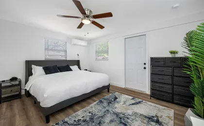 Paradise Haven- Amazing 4BR Oasis With Pool