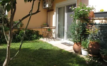 New apartmment with garden