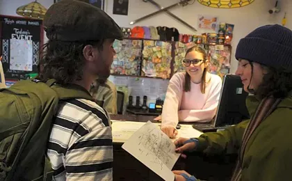 High Street Hostel - Over 18s Only, Backpackers Atmosphere