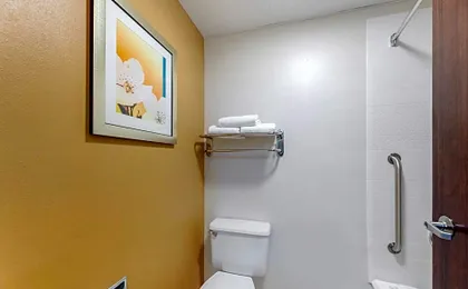 Quality Inn & Suites Sandusky