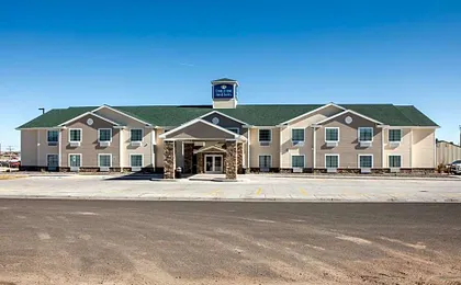 Cobblestone Inn & Suites - Pine Bluffs