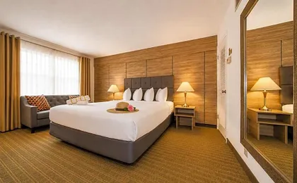 Club Lux Resort By The Beach
