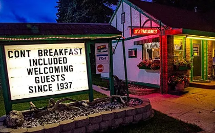 Chalet Motel