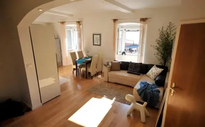 Apartment Flower
